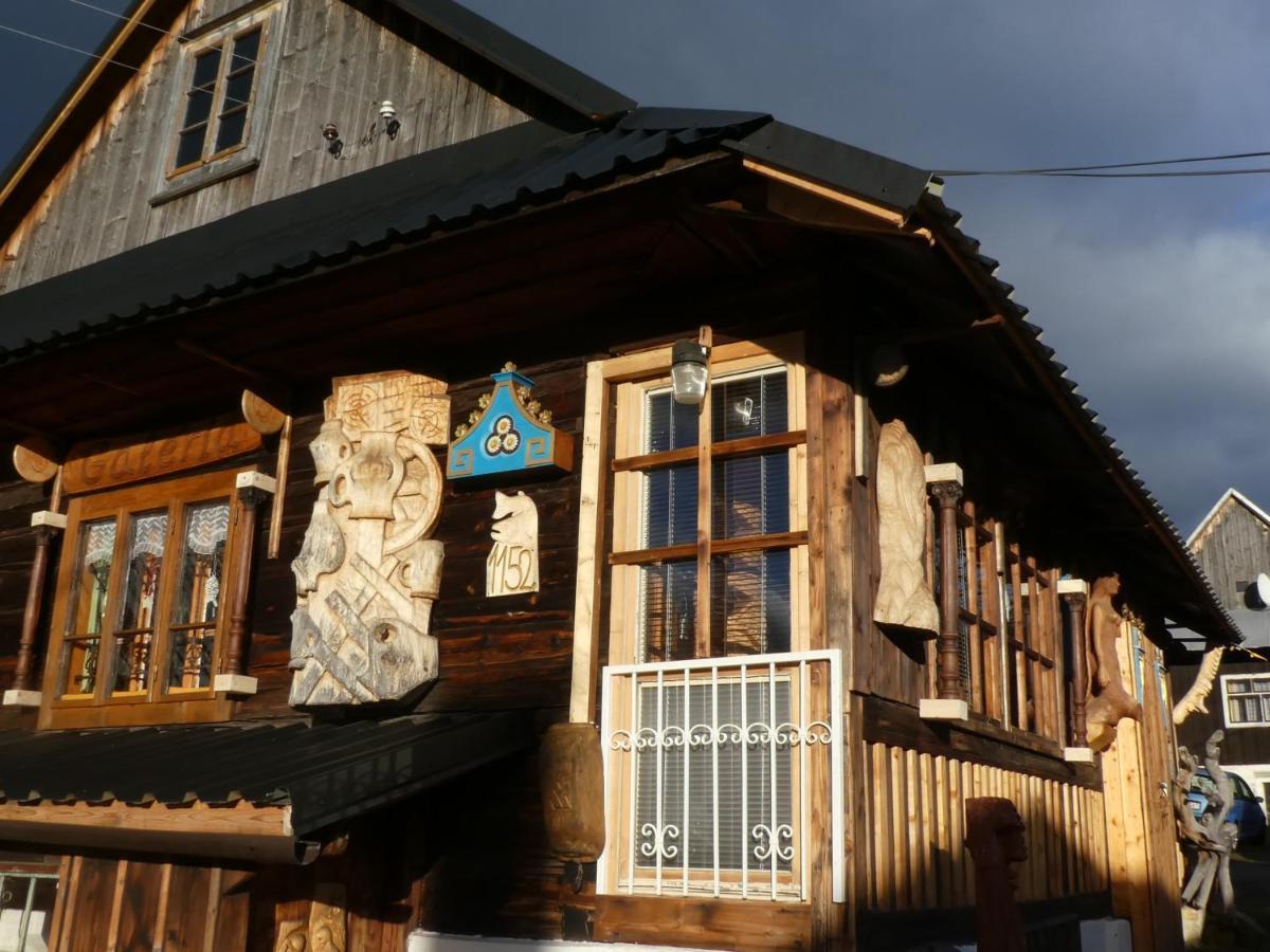Villa Drevenica Art Galery à Liptovska Luzna Extérieur photo