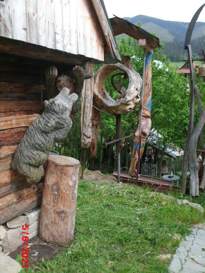 Villa Drevenica Art Galery à Liptovska Luzna Extérieur photo